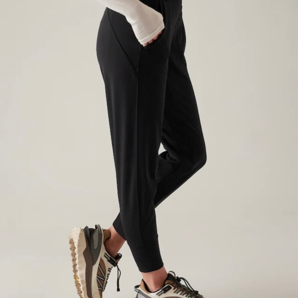 Athleta Venice Jogger S Black Zippers